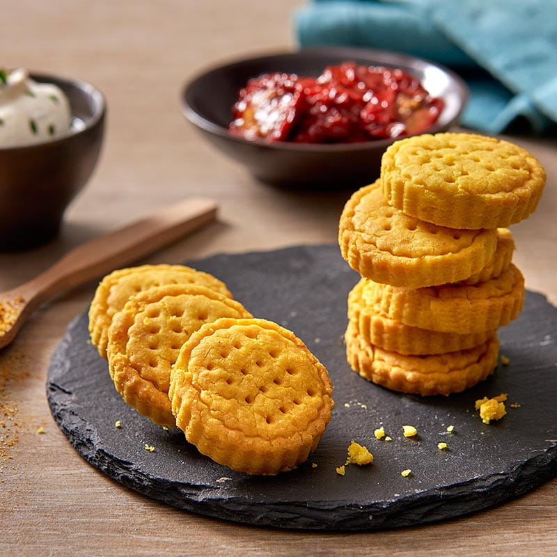 biscotti_salati_alla_curcuma_e_parmigiano_800